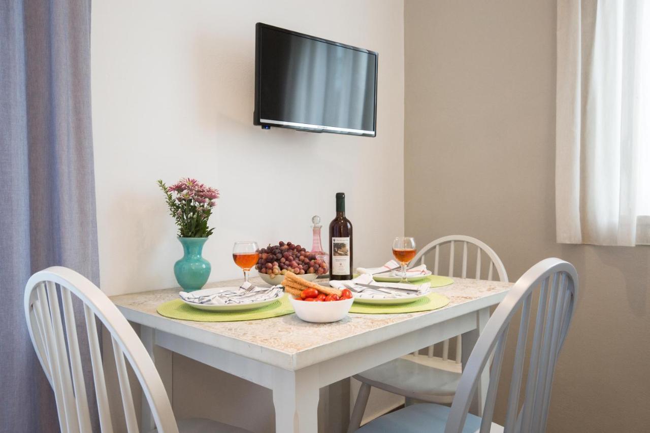 Anna Plakias Apartments Bagian luar foto