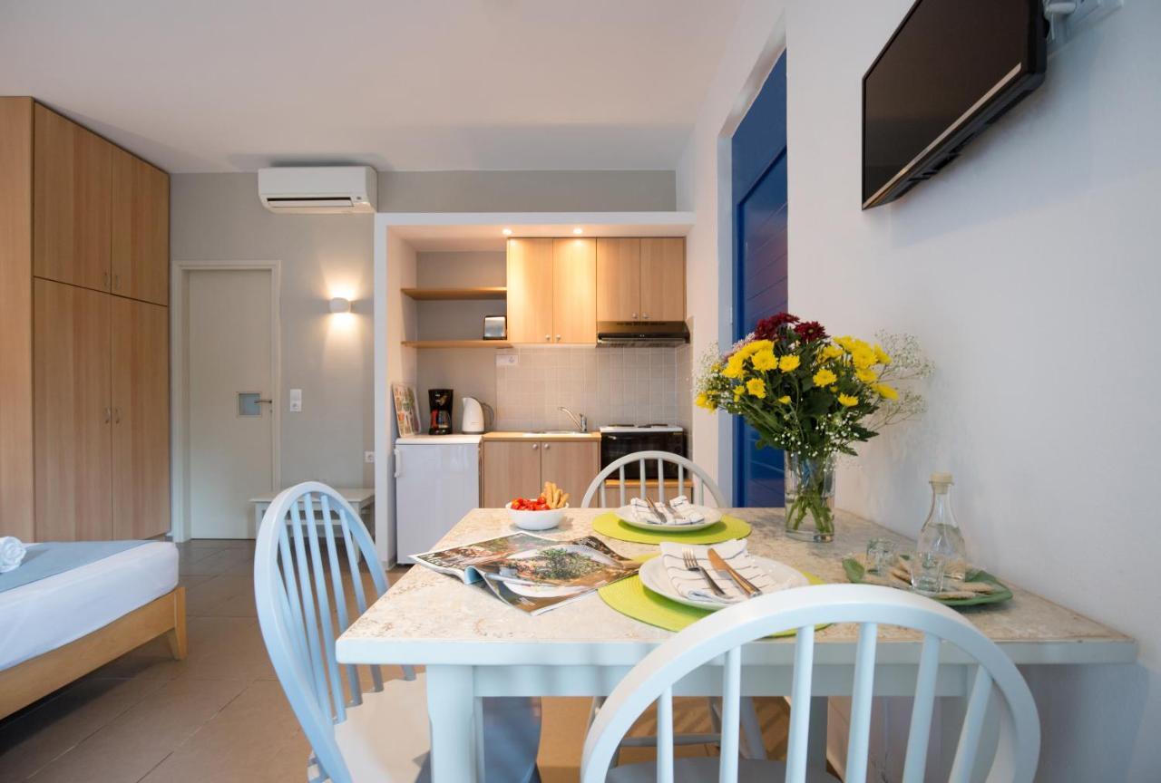 Anna Plakias Apartments Bagian luar foto